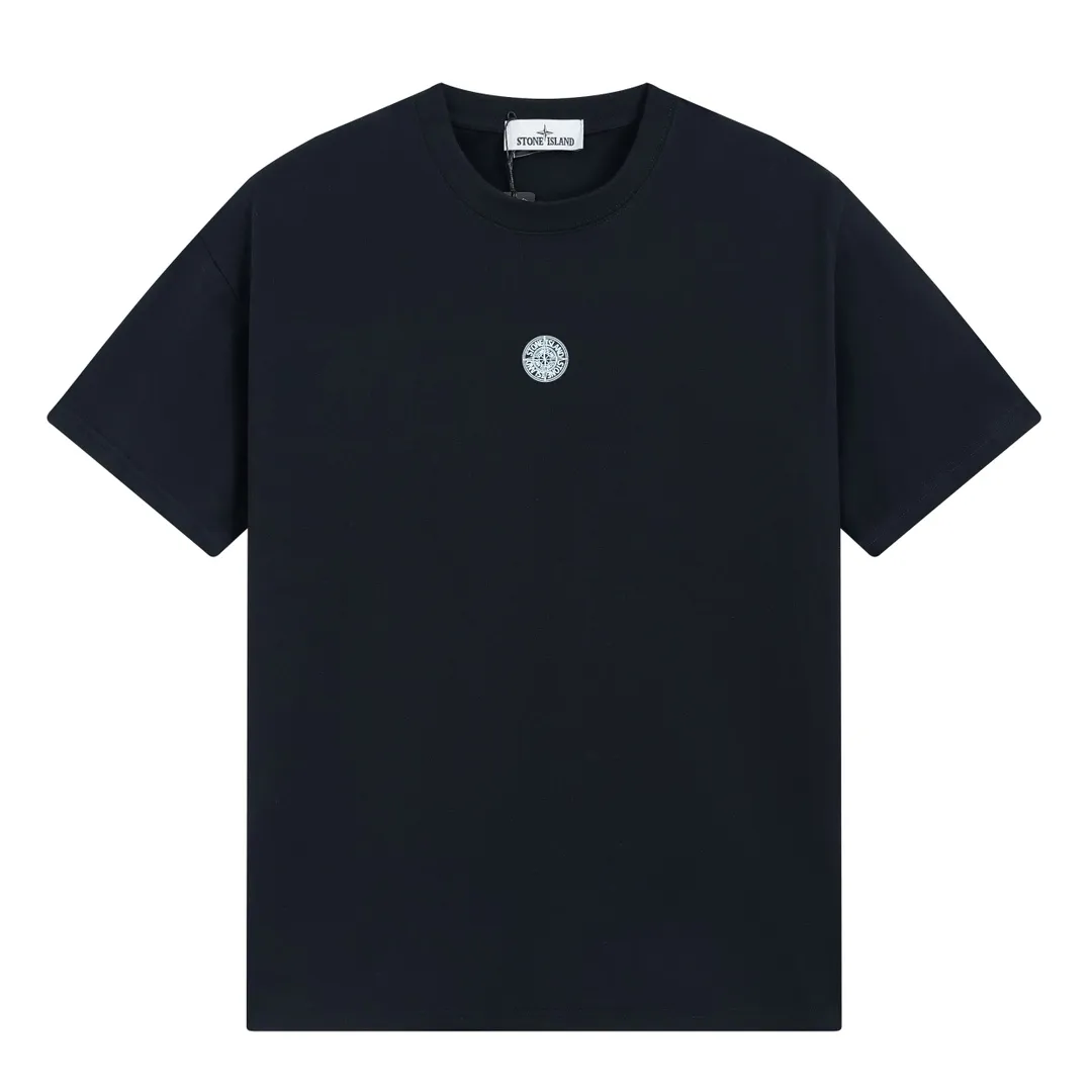 W658#P110💰 [Stone lsland/Stone Island summer printed square 68-15 short-sleeved T-shirt] ⚠️[Original creation with high control of details] -Made of 230g combed cotton 32-count double yarn, soft and comfortable to the touch, sweat-absorbent and breathable. -Simple basic and versatile style, original single quality, the first choice for couples. -Made in a large factory, four needles and five threads on the shoulder, neat alignment, high quality workmanship. -Same style for men and women. Very versatile, one piece for everyone, details are clearly visible. Color: Black White Size: M L